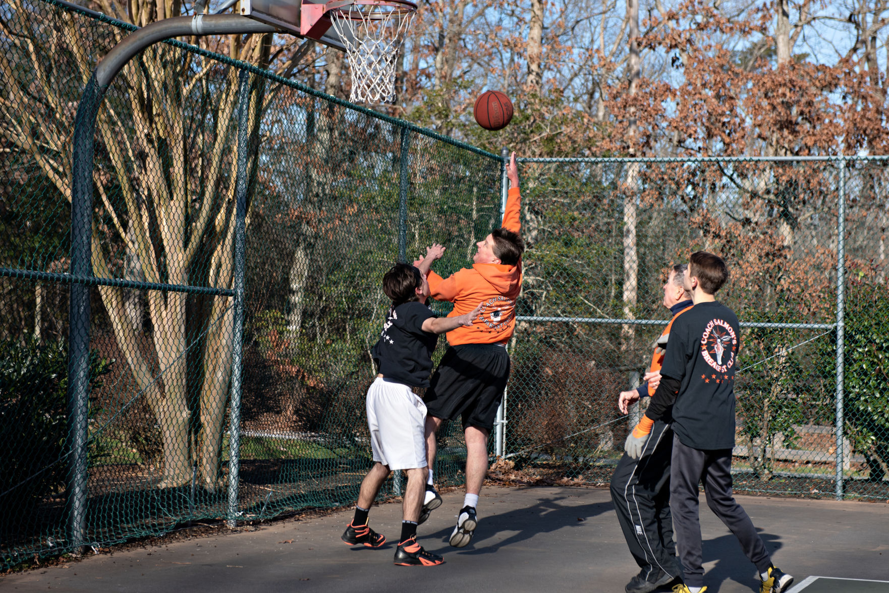010321_nws_50hoopsclub